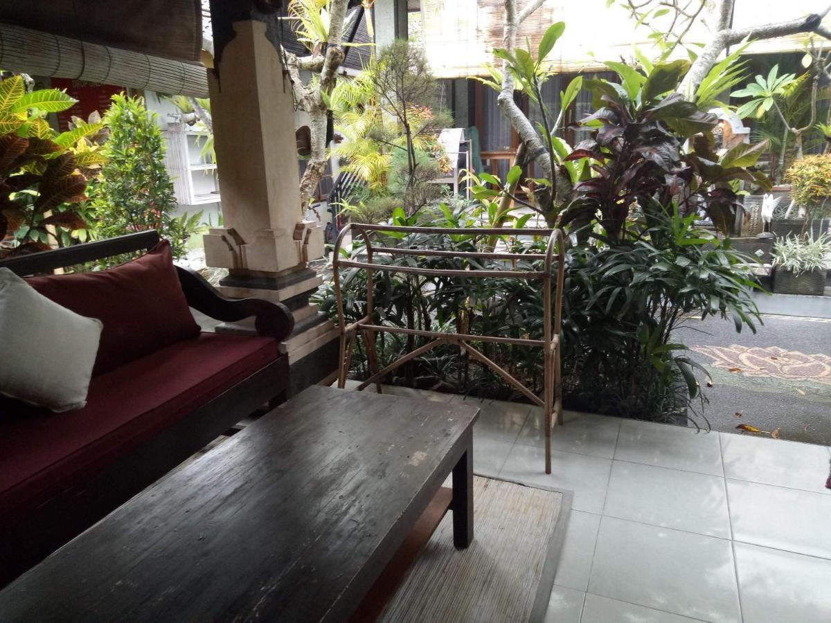 Candra Surf Homestay Canggu Eksteriør bilde