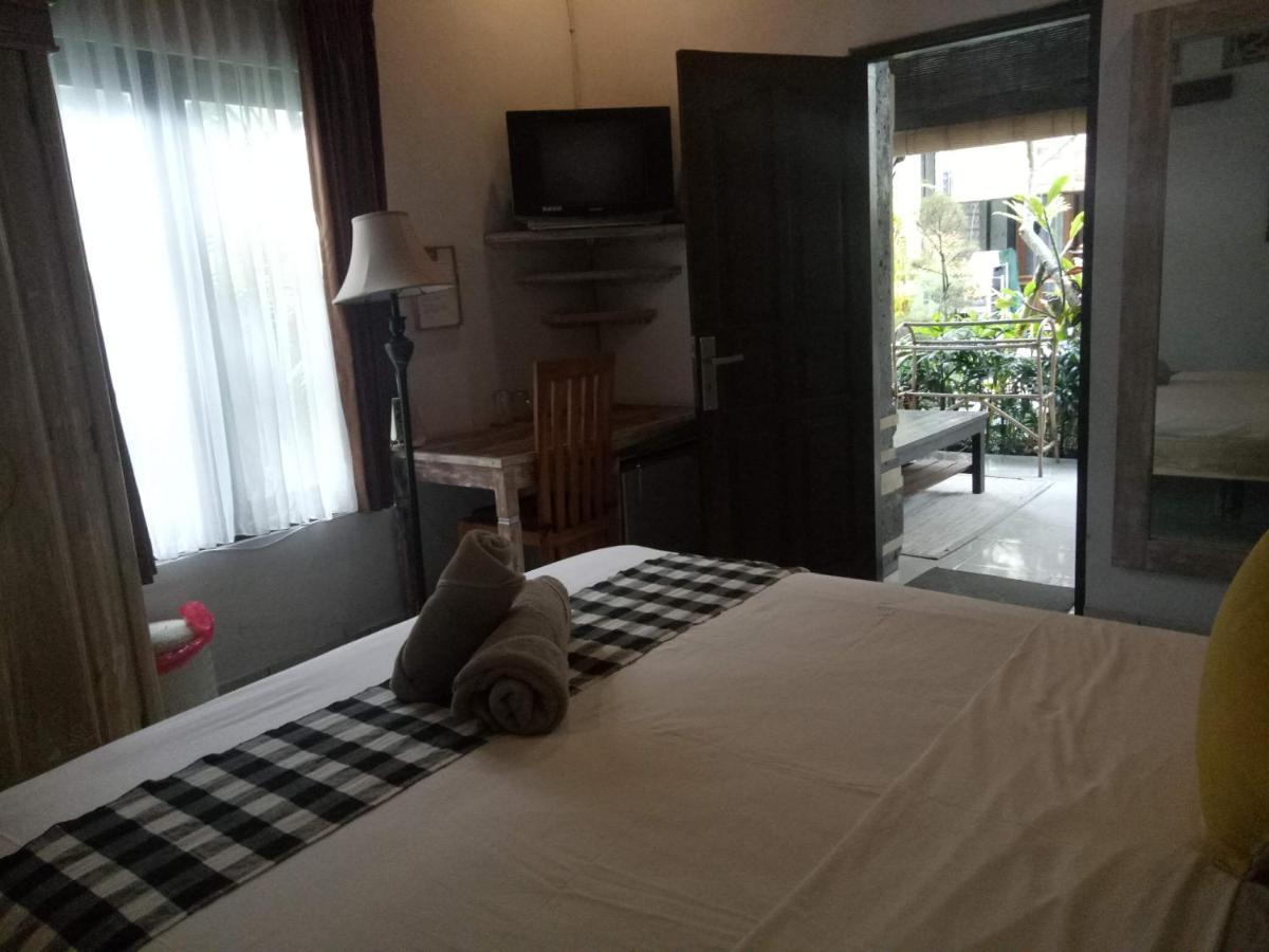 Candra Surf Homestay Canggu Eksteriør bilde