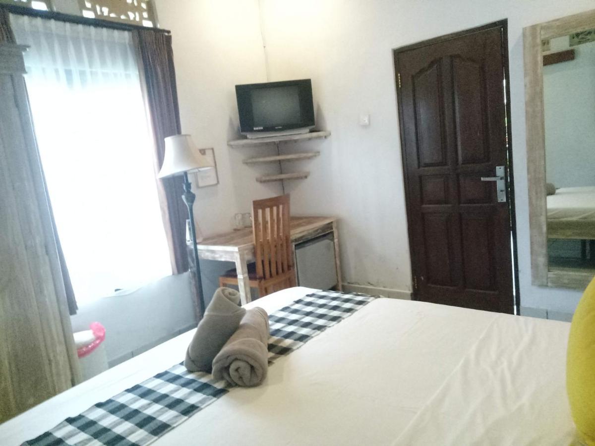 Candra Surf Homestay Canggu Eksteriør bilde