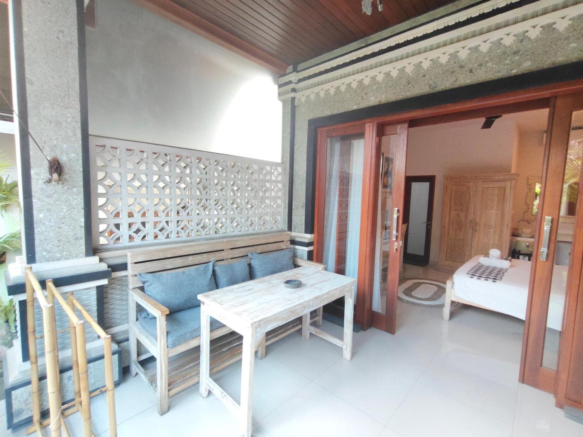 Candra Surf Homestay Canggu Eksteriør bilde