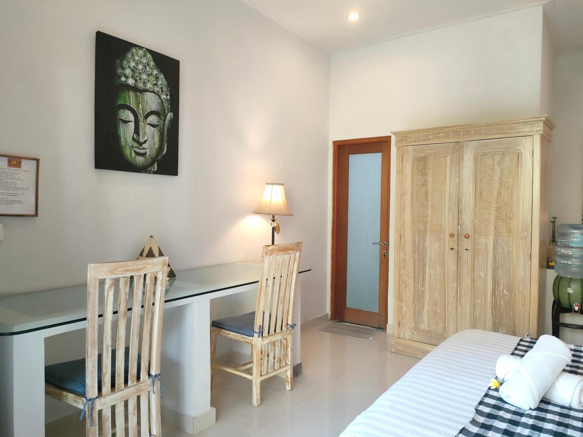 Candra Surf Homestay Canggu Eksteriør bilde